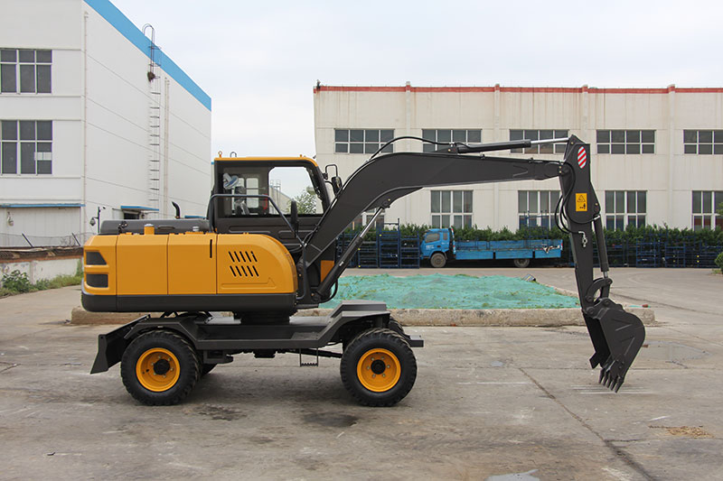 輪式挖掘機廠家介紹輪式挖掘機的維修原則